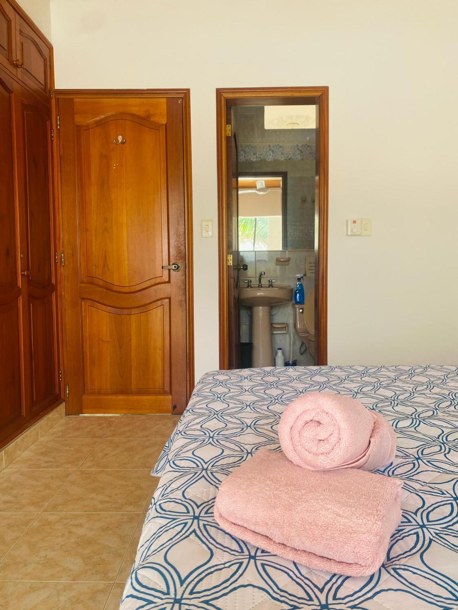 Hostel Cerca Al Centro Historico Cartagena Luaran gambar