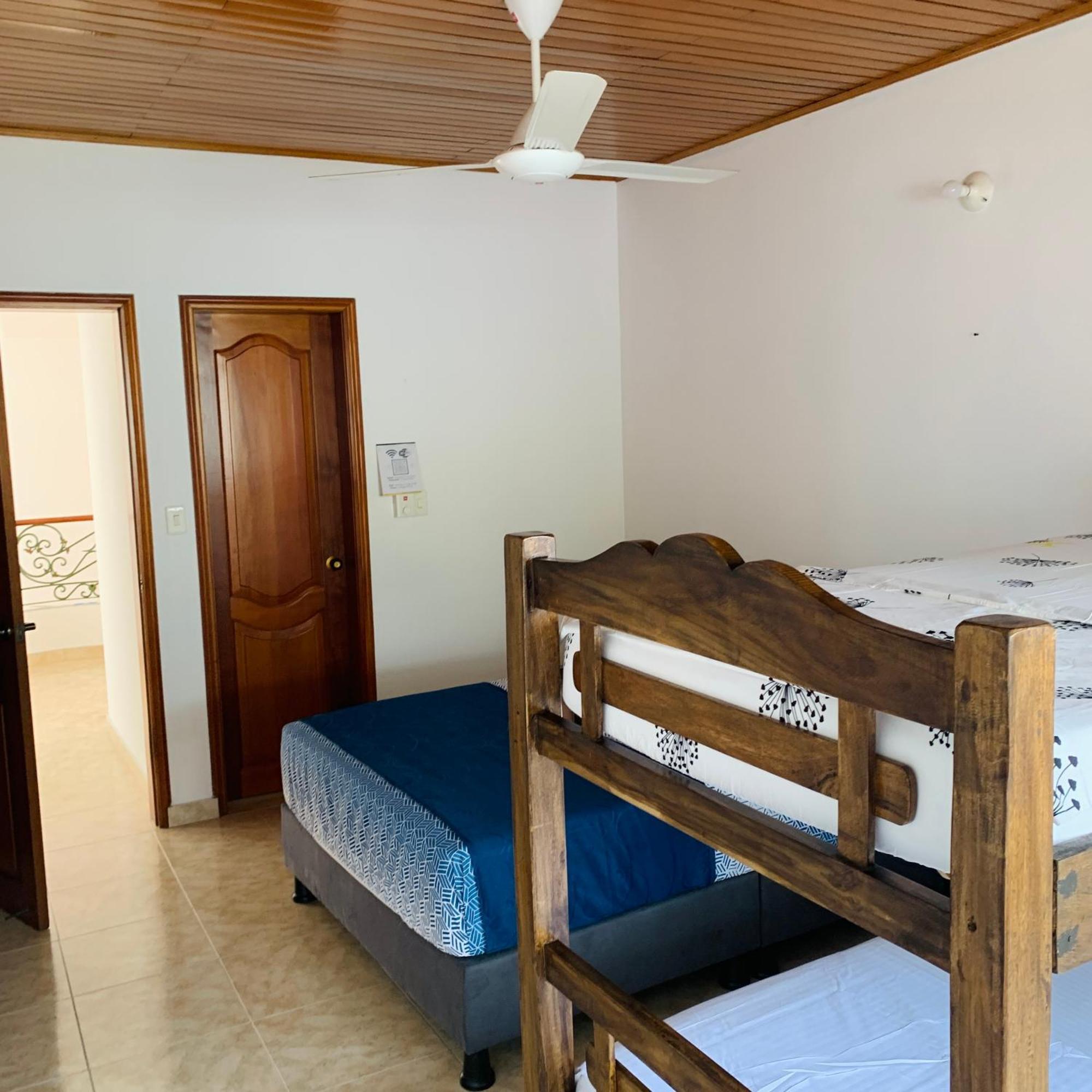 Hostel Cerca Al Centro Historico Cartagena Luaran gambar