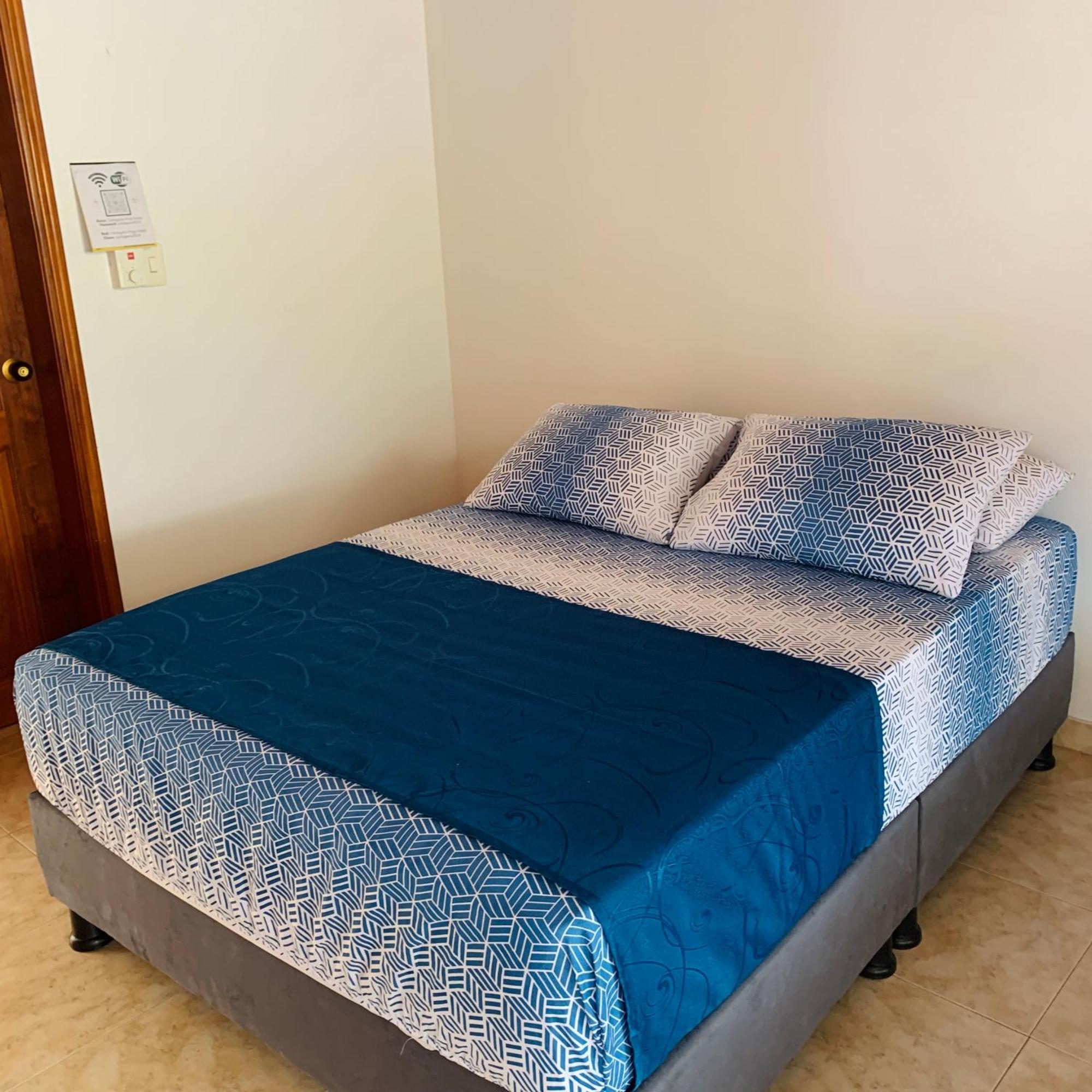 Hostel Cerca Al Centro Historico Cartagena Luaran gambar